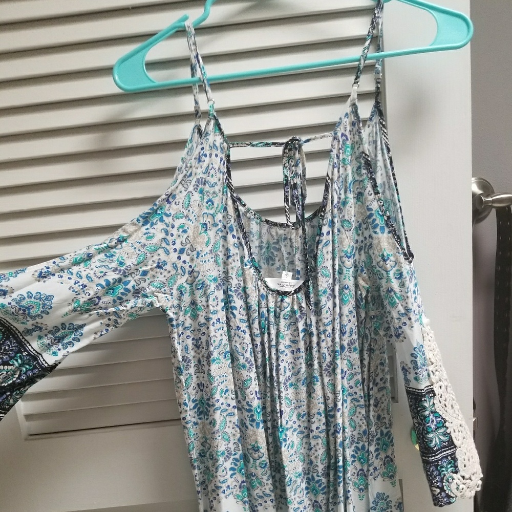 NWOT peek-a-boo shoulder dress.